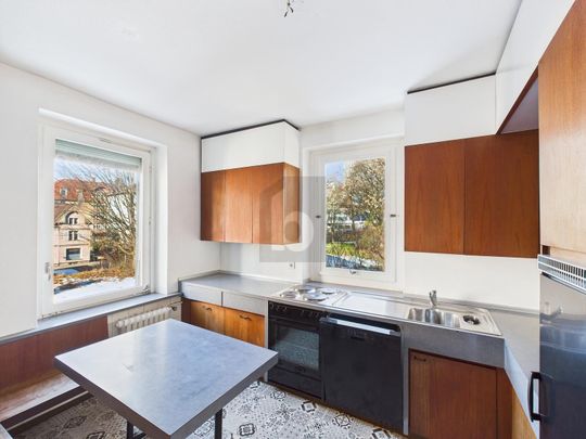 CENTRAL, QUIET, GREEN AND LIGHT-FLOODED - Photo 1