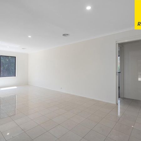 Lovely Lyneham Sancutary - Photo 2