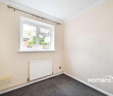 St. Andrews, Bracknell, Berkshire, RG12 - Photo 5
