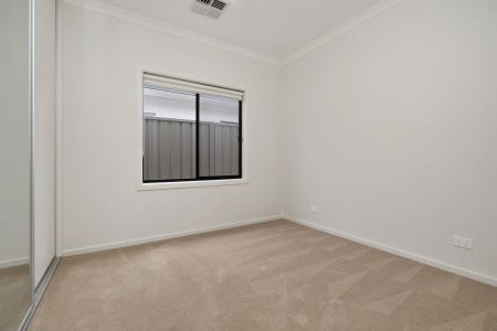 Modern Family Living in a Fast-Growing Eyre Community - Photo 5