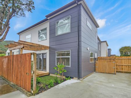 Waterloo Living - Photo 3