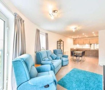 Bowling Green Close, Bletchley, MK2 - Photo 2