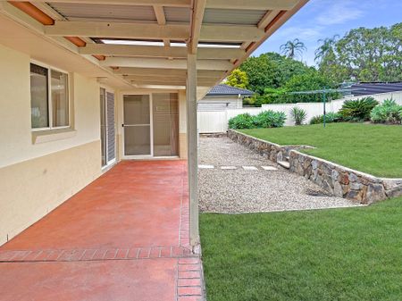 Great Family Home – Narranga Gardens Estate - Photo 3