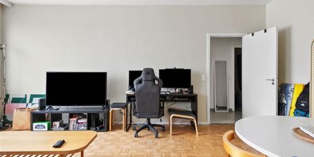 Appartement te huur in Antwerpen voor € 1.050 met 2 slaapkamers - Foto 2