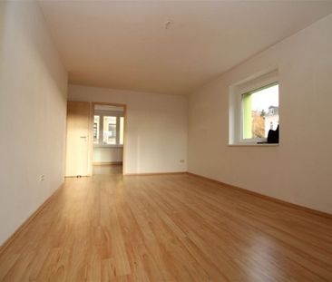 2 Raum Wohnung mit Balkon im Zentrum - Foto 1