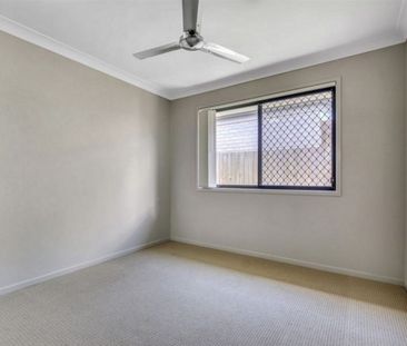 Spacious Modern Family Home - Photo 3