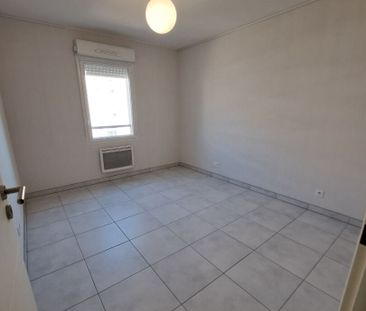 A LOUER AVIGNON ( 84000 ) : APPARTEMENT 3 pièces -TERRASSE - ASCENS... - Photo 2