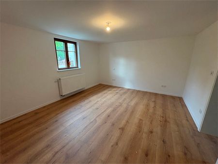 Location Maison 6 pièces 157m² - Photo 4