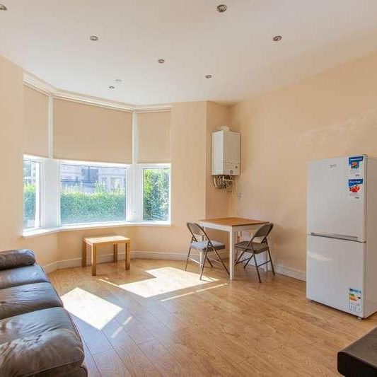 Colum Road, Cathays, CF10 - Photo 1