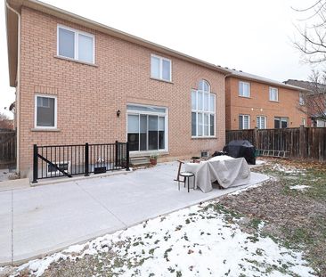 For Lease - 373 CREEK PATH Avenue Unit# BSMNT, Oakville, Ontario - Photo 4