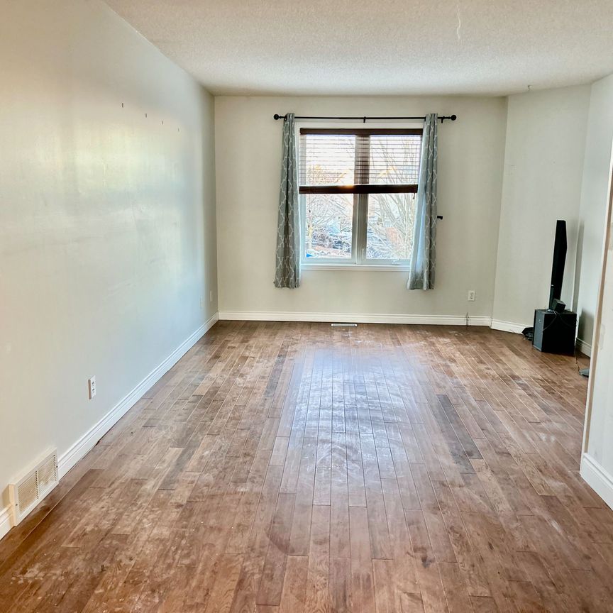 For Lease - 14 Old Orchard Glen Unit# Upper, Woodstock, Ontario - Photo 1