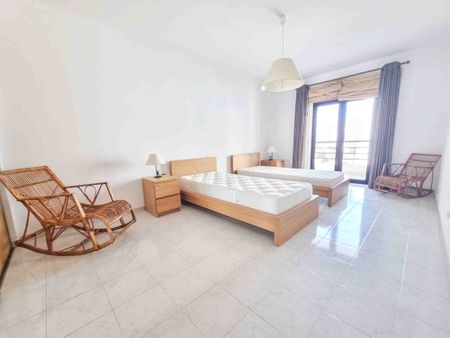 Apartamento T2 para Arrendamento Anual na Praia da Rocha - Photo 3