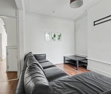 Semi detached house to rent - Photo 1