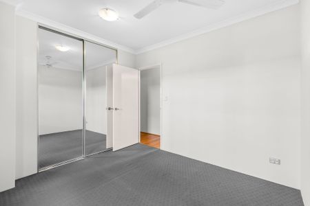 Charming 2-Bedroom Unit in Rivervale with Private Courtyard&excl; - Photo 3