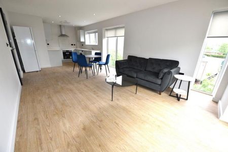 2 bedroom flat to rent - Photo 2