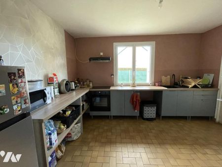 A LOUER- MAISON 3 CHAMBRES- LIVRE LA TOUCHE - Photo 5