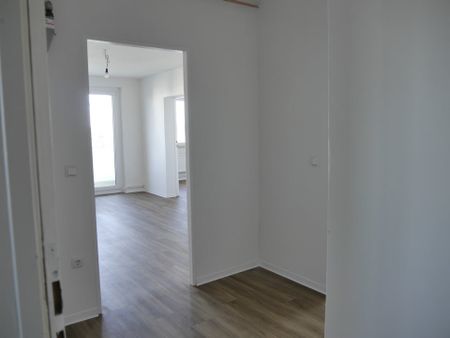 Schöne 2-Zimmer-Wohnung mit Tageslichtbad und Balkon in Offenbach am Main zu vermieten - Foto 2