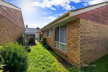 1/118 Albert Street, Sebastopol - Photo 2