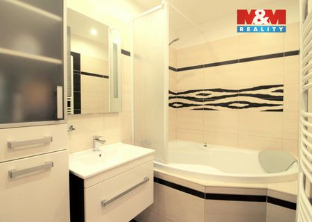Pronájem bytu 3+1 81 m² - Photo 2