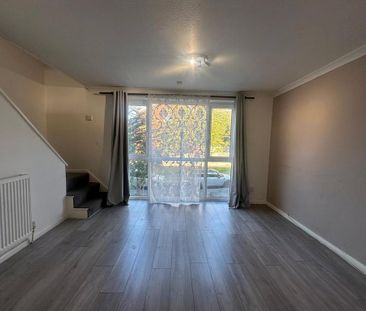 2 bedroom maisonette to rent - Photo 3