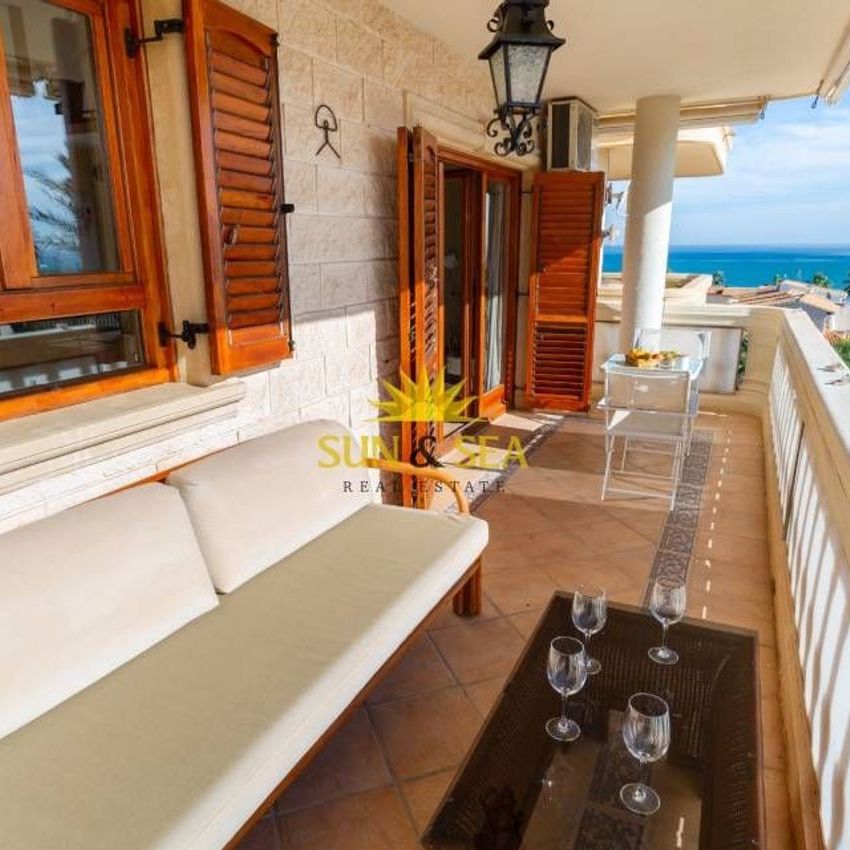 Alquiler de piso en Urbanizaciones - Photo 1