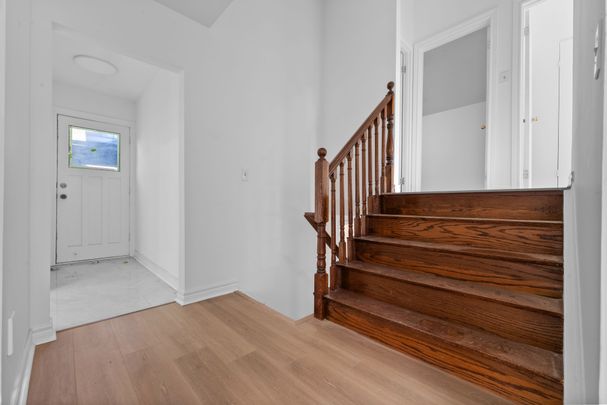 For Lease - 2 Lisburn Crescent, Toronto, Ontario - Photo 1