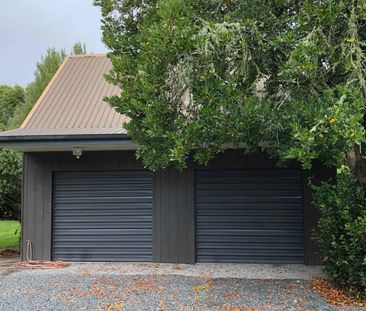 Spacious Two Bedroom Cottage - Peaceful Location! - Photo 3