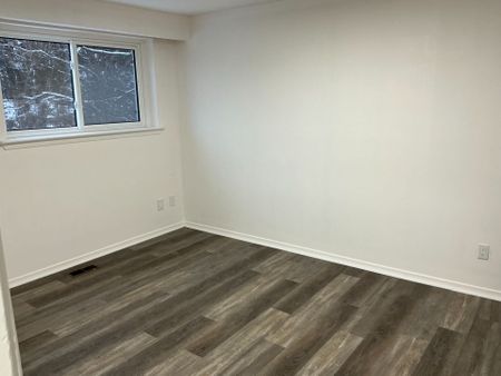 For Lease - 361 Linden Street Unit# 3, Oshawa, Ontario - Photo 2