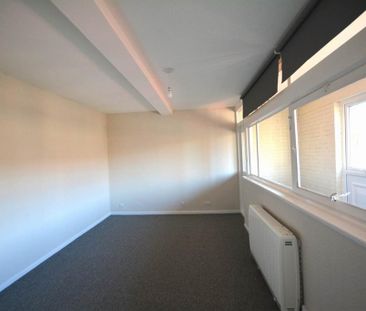 2 bedroom maisonette to rent - Photo 5