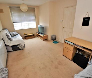 Bradgate Drive, Wigston - Photo 3