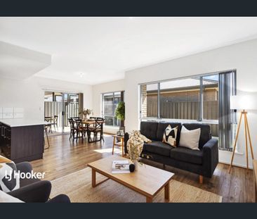 Stylish 3-Bedroom Home in Orleana Waters – Modern Living with Comfo... - Photo 2