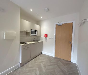 Studio to rent - Photo 3