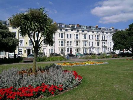 Solent Apartments, South Parade, Southsea, PO5 - Photo 5