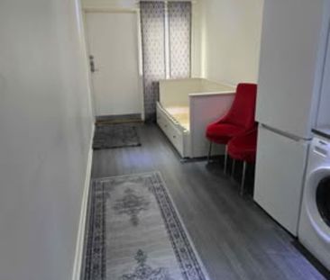Krögarvägen, Norsborg - Foto 4