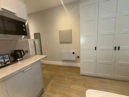 1 bedroom property to rent - Photo 5