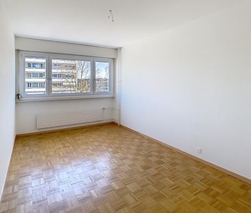 Thônex - Bel appartement rénové de 4 pièces - Photo 1