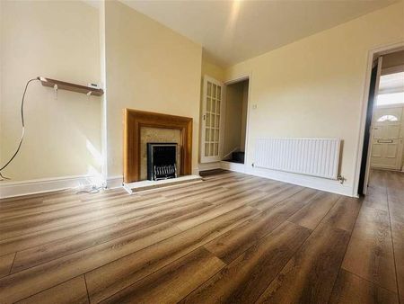 Erdington Road, Atherstone, CV9 - Photo 2