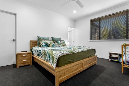 Modern Four Bedroom Home in Spearwood! - Photo 5