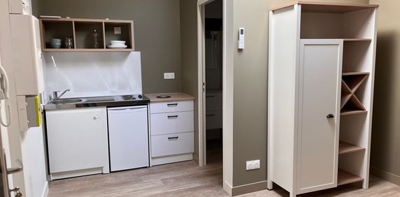 Location Appartement 1 pièce 34m² RUELLE SUR TOUVRE 16600 - Photo 2