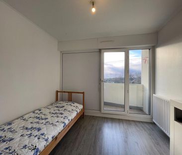 Location Appartement 4 pièces 77m² QUIMPER 29000 - Photo 3