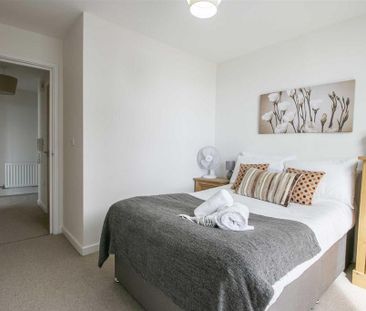 2 bedroom apartment to rent - Photo 3