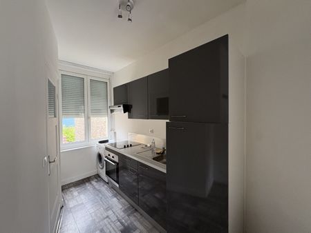 Location Appartement 1 pièce 30m² DUNKERQUE 59240 - Photo 4