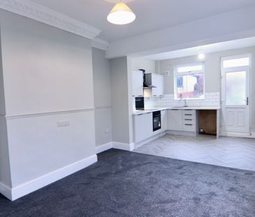 Newly Refurbished 3-Bedroom End Terrace in Popular Royston Location - Photo 6