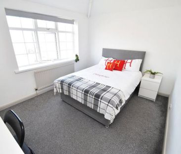 4 bedroom house to rent - Photo 1