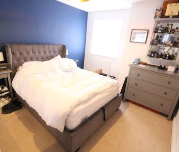 Beautifully Presented Furnished Apartment - Bedroom - Central Luton... - Photo 2