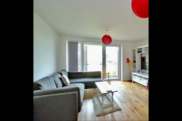 2 Bed Flat, Pelton Road, SE10 - Photo 1