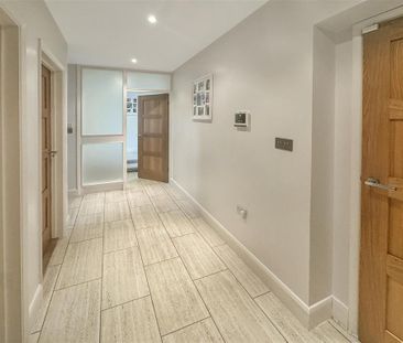 4 bedroom detached house to rent - Photo 1