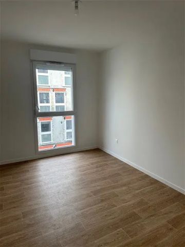 Location appartement 3 pièces - 68.1m² à La rochelle (17000) - Photo 2