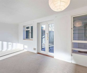 Three Bedroom Home with Driveway & Garage - Photo 4