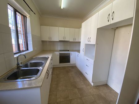 Walk to Train Station, Shops and Amenities - Photo 5